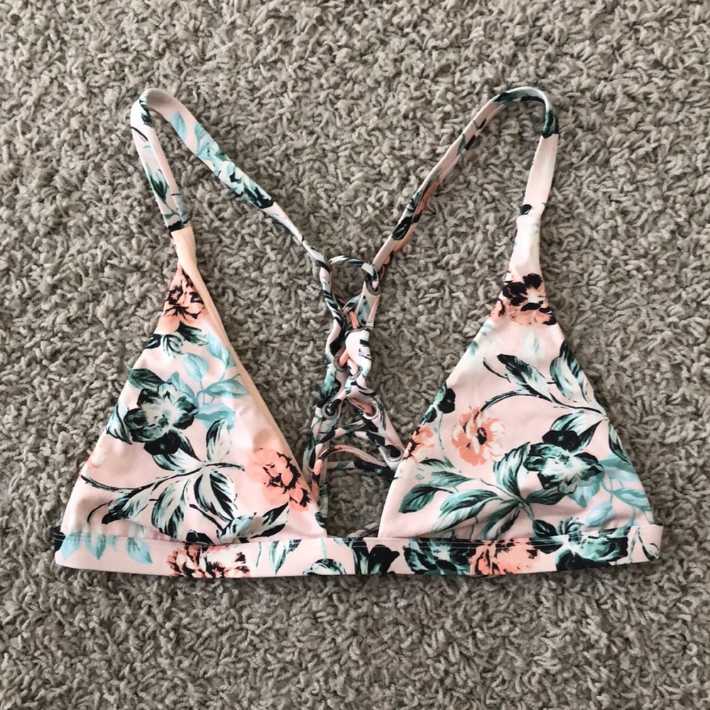 Flower pattern bikini top